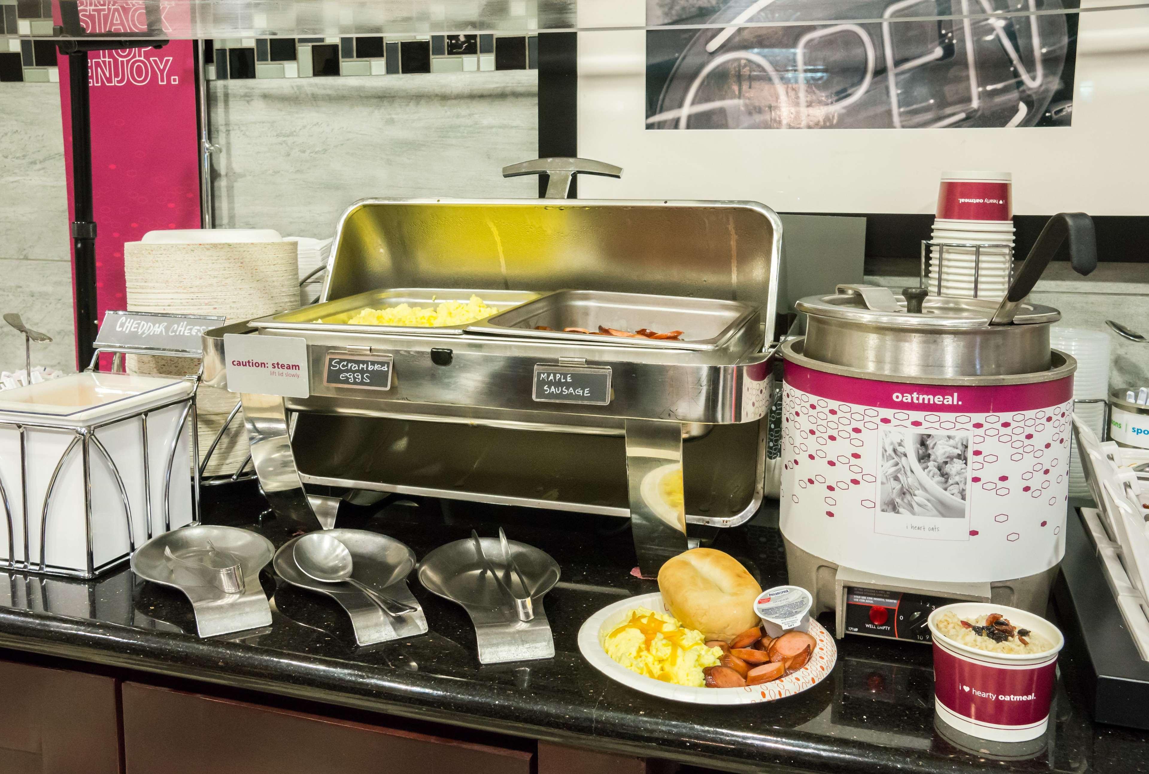 Hampton Inn & Suites Orlando-John Young Parkway/South Park Williamsburg Ngoại thất bức ảnh
